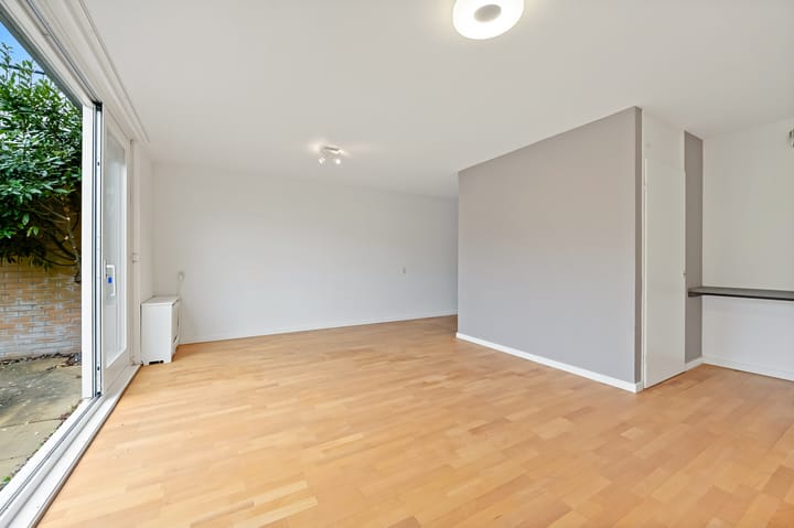 Photo 35 of Zandzeggelaan 23