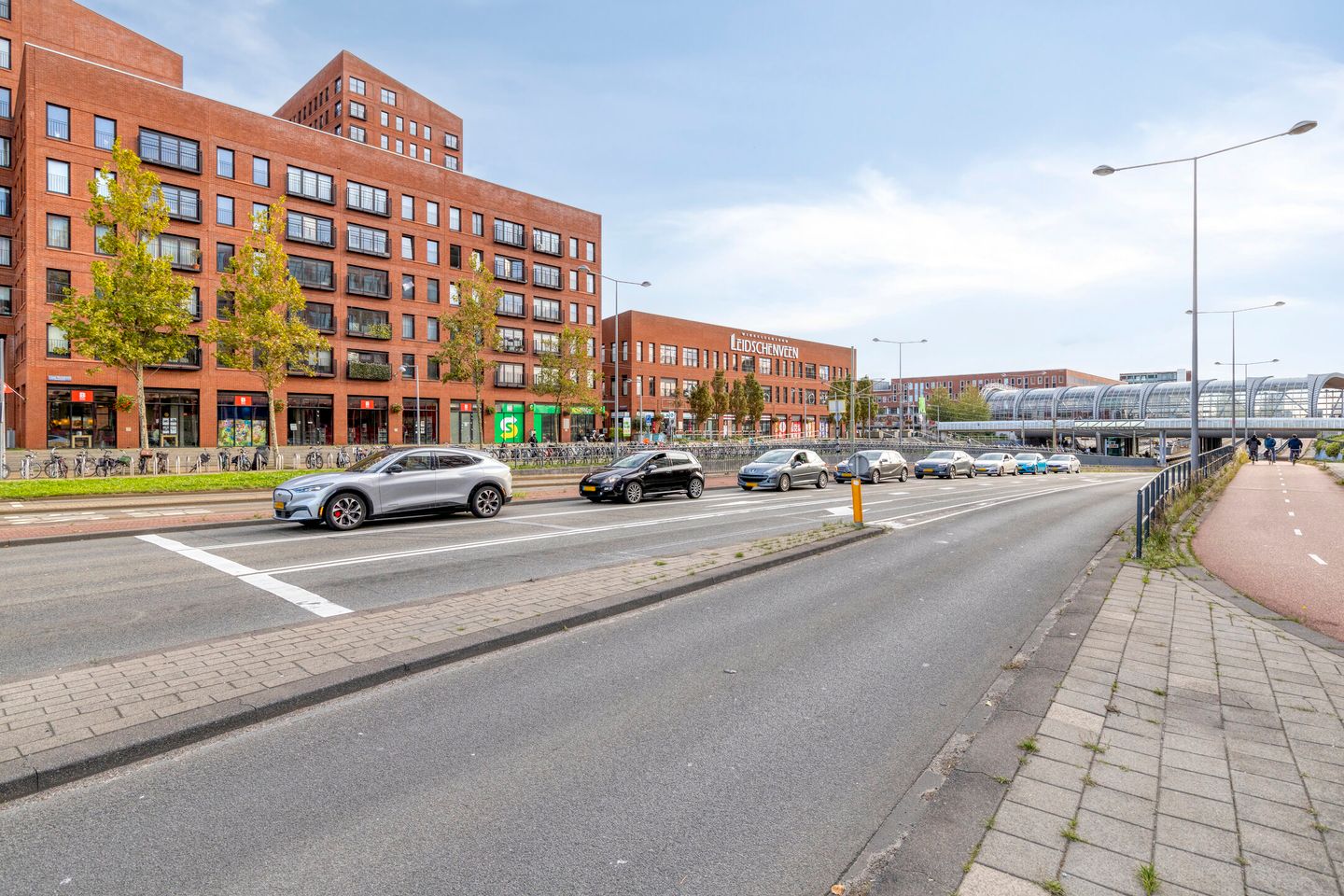 Foto 4 van Simon Carmiggelthof 80