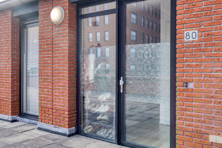 Foto 11 van Simon Carmiggelthof 80