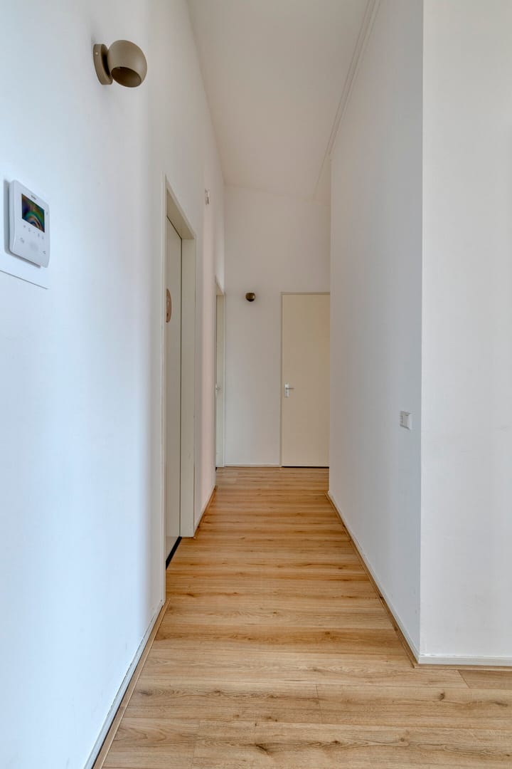 Foto 15 van Simon Carmiggelthof 80