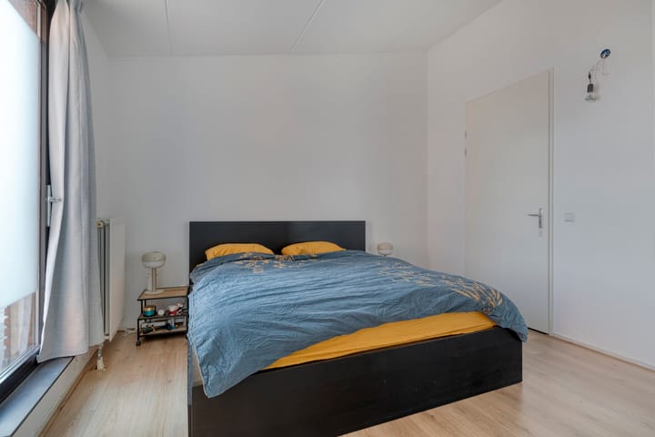 Foto 31 van Simon Carmiggelthof 80