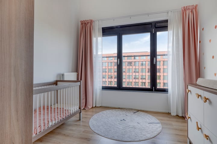 Foto 40 van Simon Carmiggelthof 80