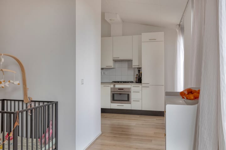 Foto 24 van Simon Carmiggelthof 80