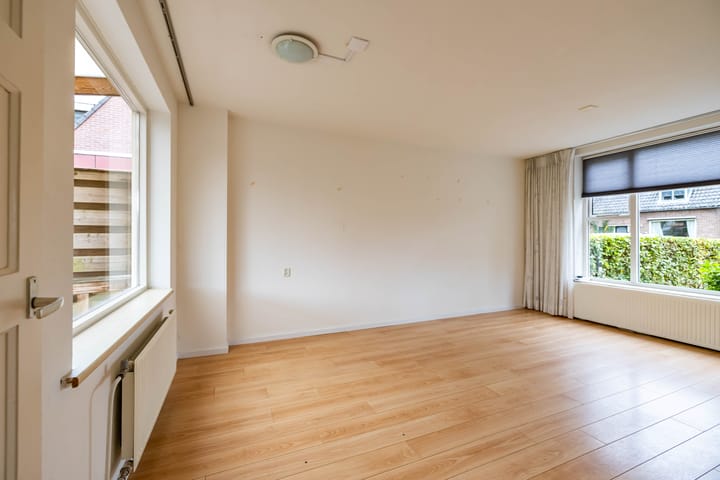 Foto 15 van Merelstraat 5