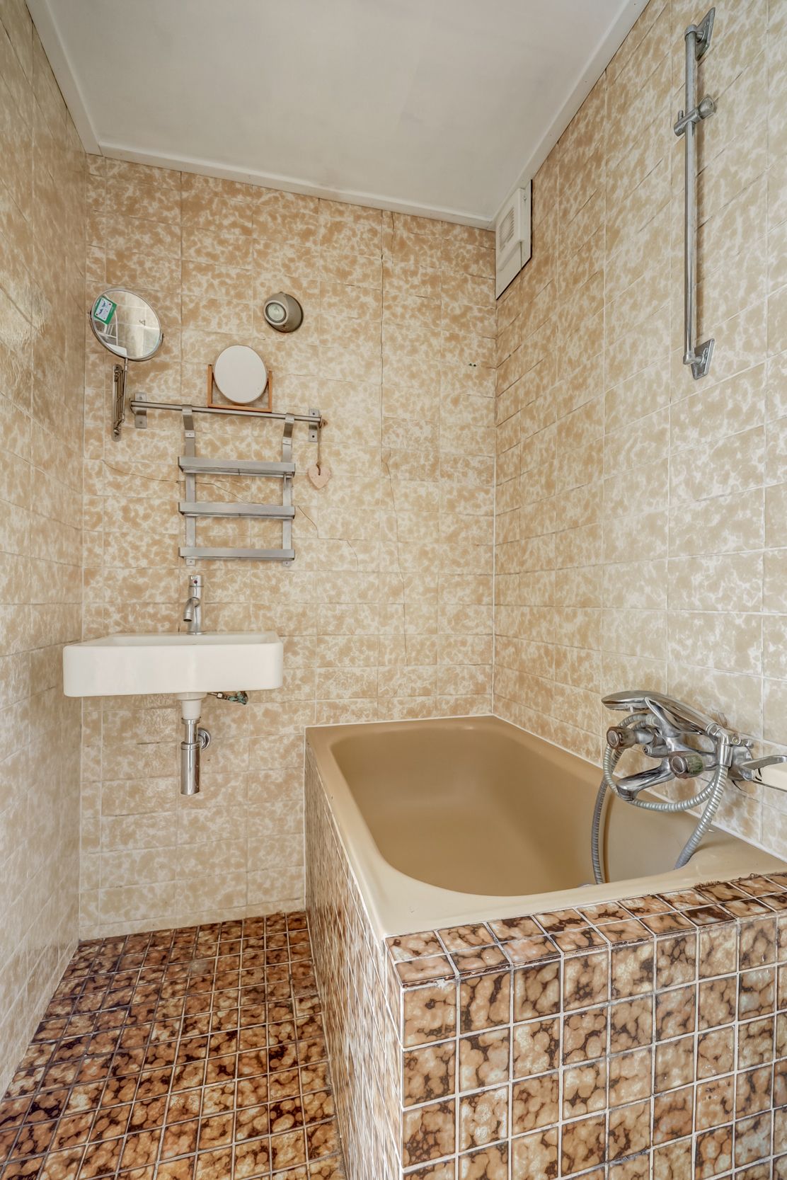 Foto 19 van Rijksstraatweg 93