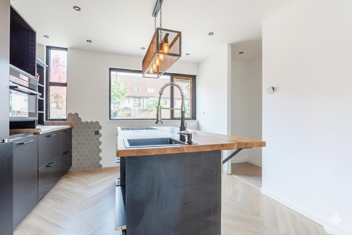 Foto 5 van Zutphenstraat 32