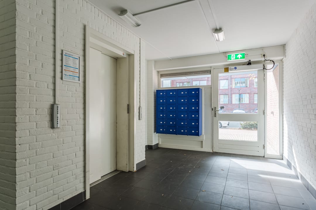 Foto 8 van Valkenierstraat 33-A