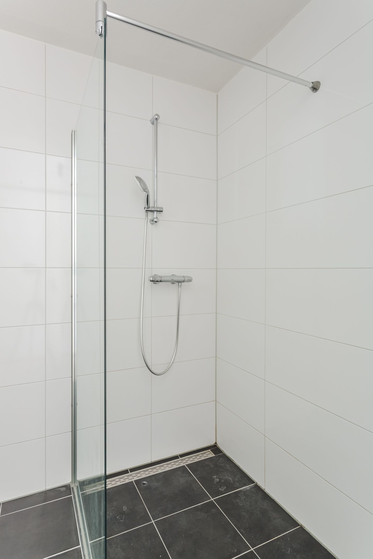 Foto 35 van Valkenierstraat 33-A