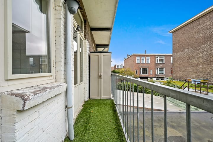 Photo 5 of Kamperfoeliestraat 23