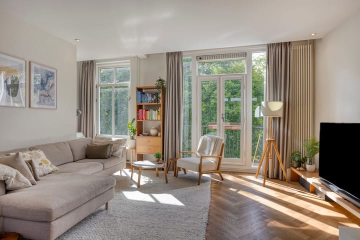 Foto 2 van Linnaeusstraat 19-3