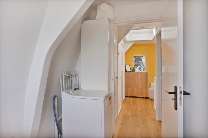 Foto 31 van Linnaeusstraat 19-3