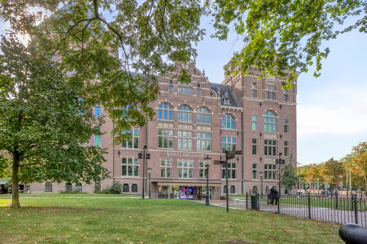 Foto 39 van Linnaeusstraat 19-3