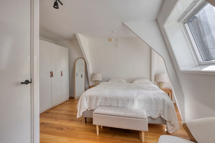 Foto 19 van Linnaeusstraat 19-3