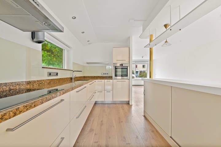 Foto 24 van Leeuweriklaan 19