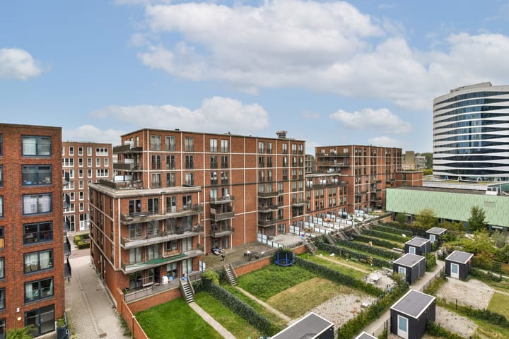 Photo 14 of Welnastraat 471