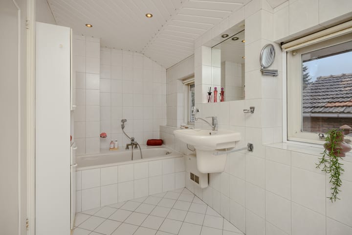 Foto 33 van Heescheweg 3