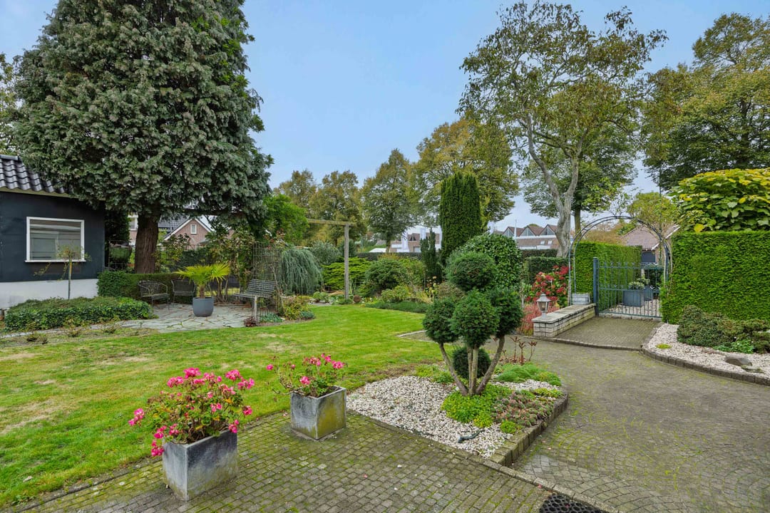 Photo 43 of Heescheweg 3