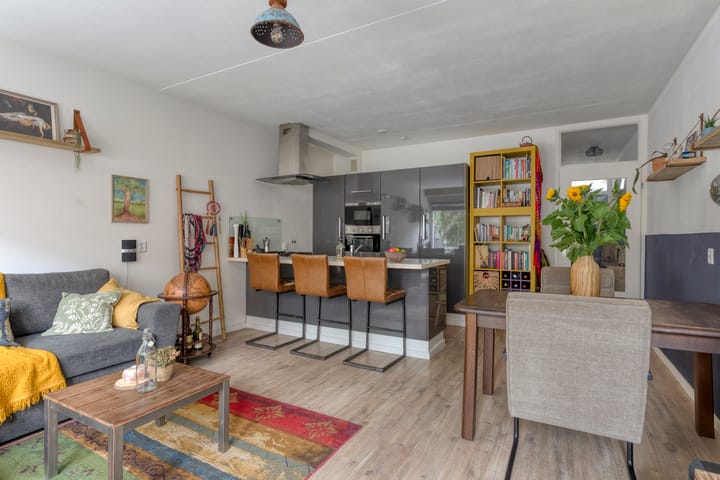 Foto 20 van Adriaan van Bergenstraat 242