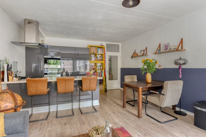 Foto 21 van Adriaan van Bergenstraat 242