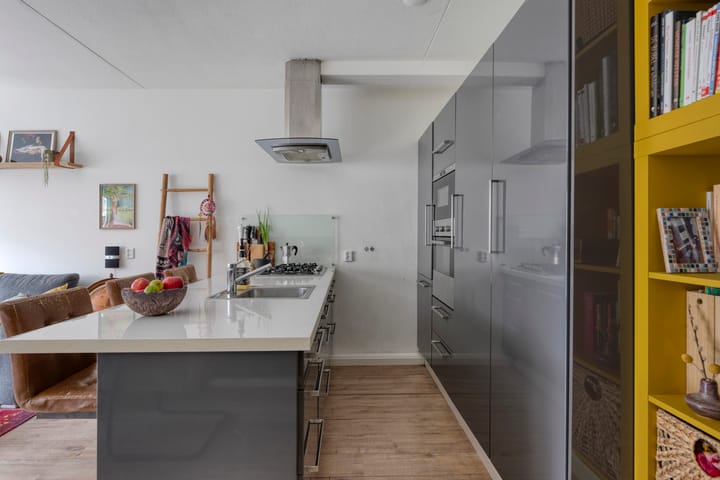 Foto 24 van Adriaan van Bergenstraat 242