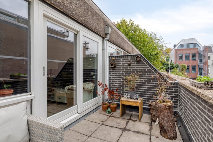 Foto 32 van Adriaan van Bergenstraat 242