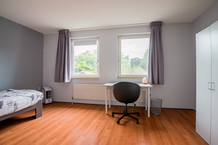 Foto 19 van Hovenstraat 2-B