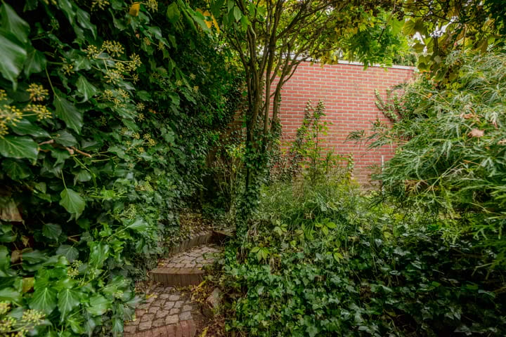 Foto 30 van Hovenstraat 2-B