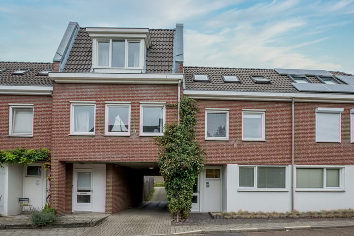 Foto 32 van Hovenstraat 2-B