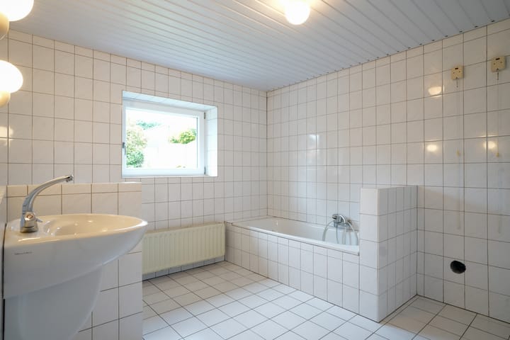 Photo 20 of Echterstraat 36