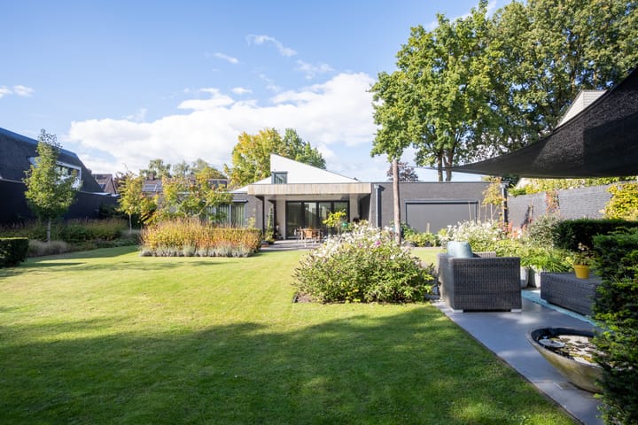 Foto 2 van Heirust 1