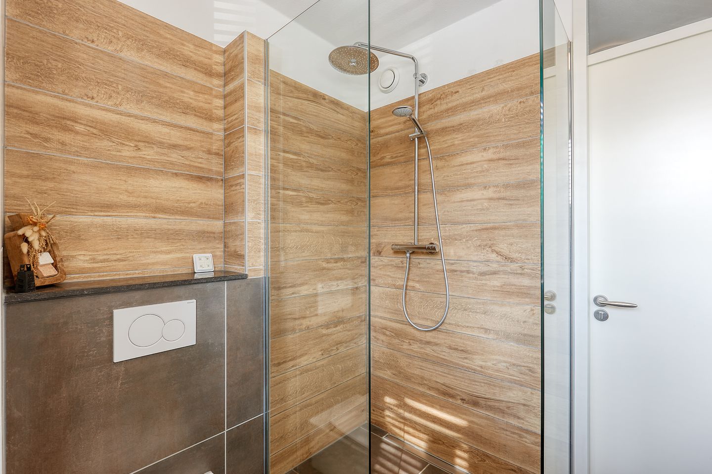 Foto 25 van Poortwacht 48