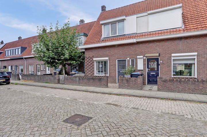 Foto 6 van Banningstraat 9