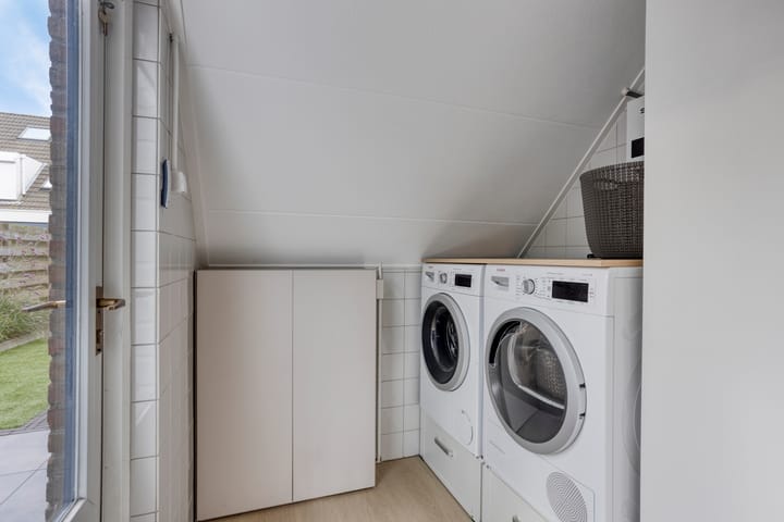 Photo 20 of Pieter Breughelstraat 1-A