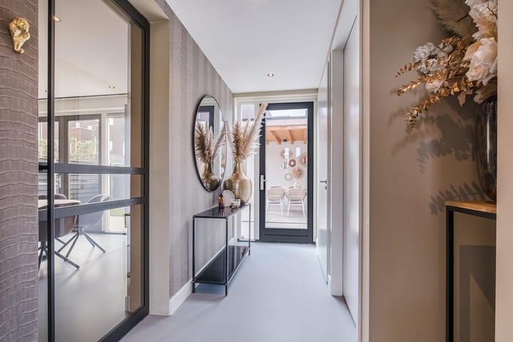 Foto 4 van Hellebaard 1