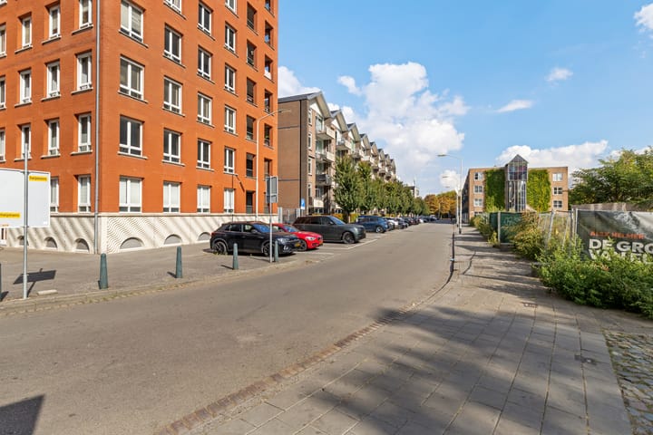 Foto 11 van Valkenstraat 15-A