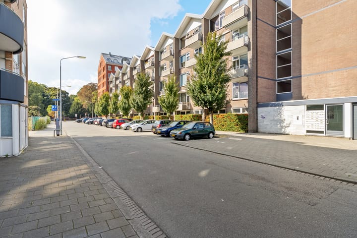 Foto 13 van Valkenstraat 15-A