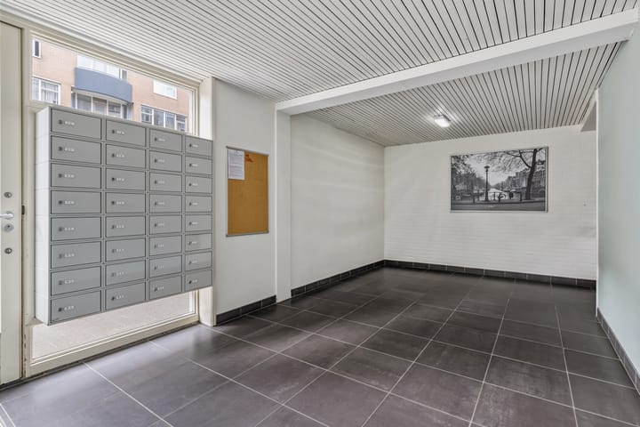 Foto 17 van Valkenstraat 15-A