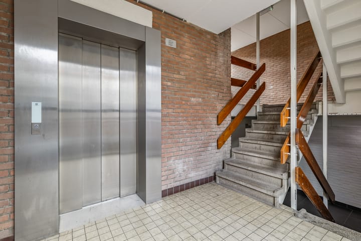 Foto 19 van Valkenstraat 15-A