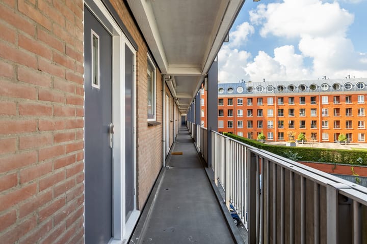 Foto 21 van Valkenstraat 15-A