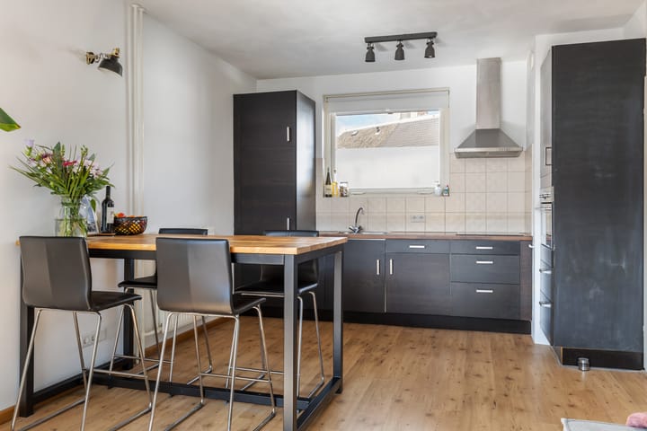 Foto 34 van Valkenstraat 15-A