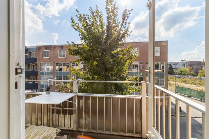 Foto 52 van Valkenstraat 15-A