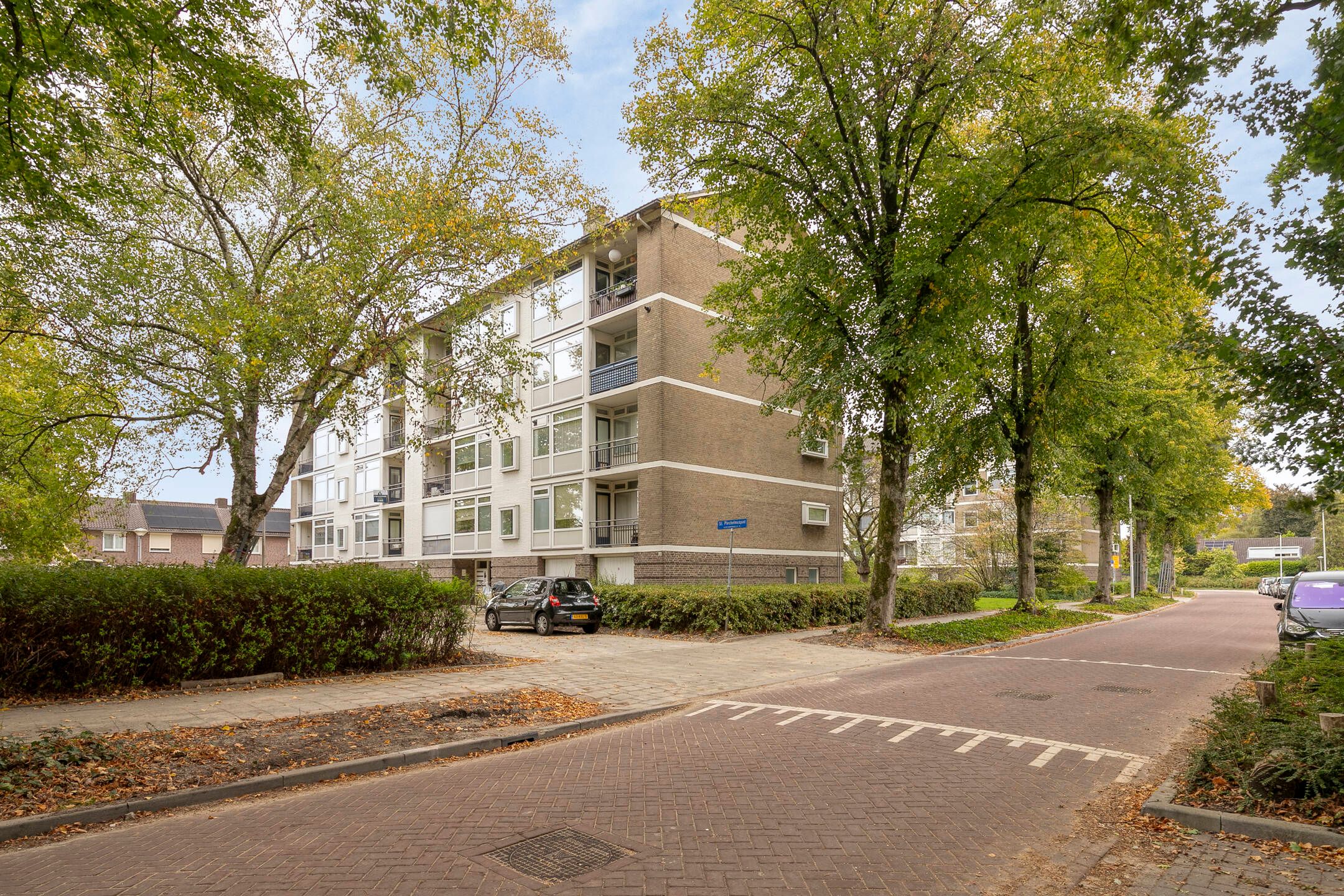 Photo 3 of St Plechelmuspad 9