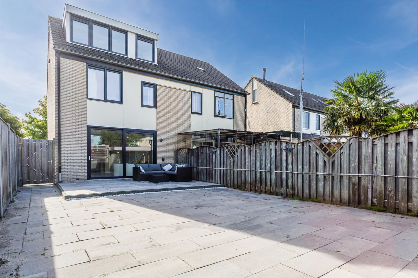 Foto 44 van H.J.A. Hovens Grevestraat 2