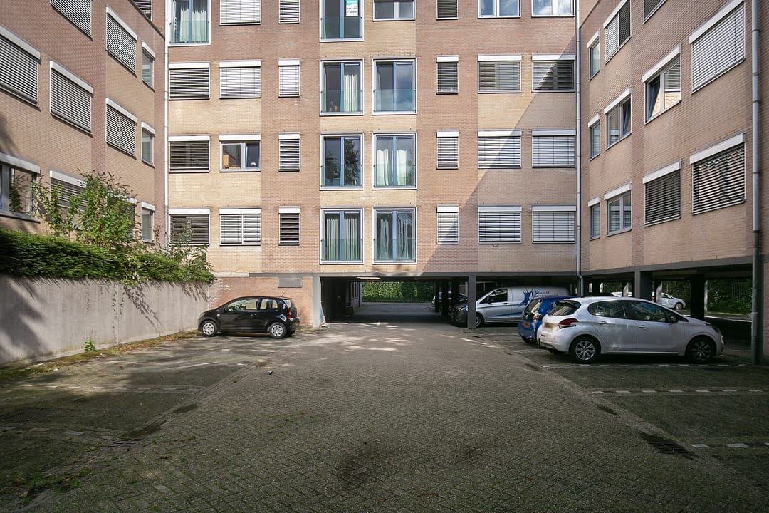 Photo 22 of Stationsplein 4-21