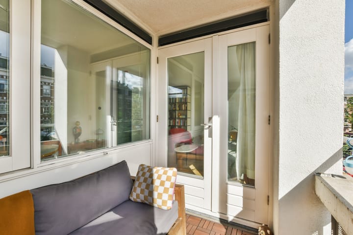 Photo 10 of Eerste Van Swindenstraat 163