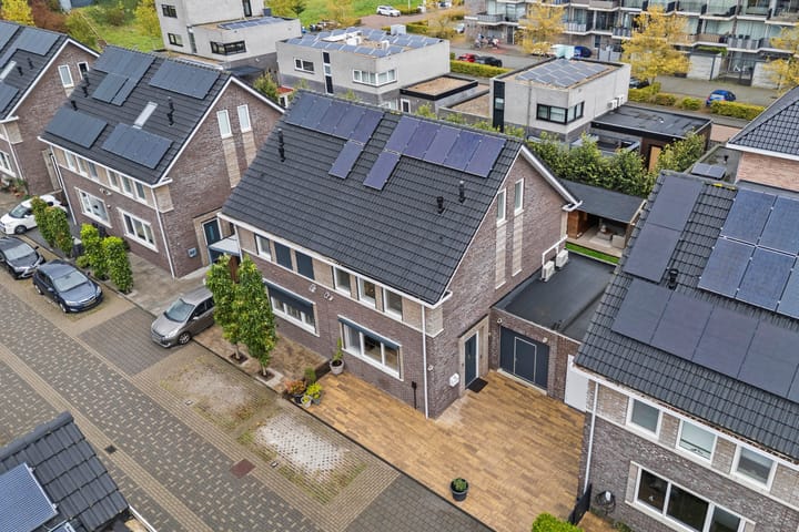 Photo 4 of Doerianstraat 6