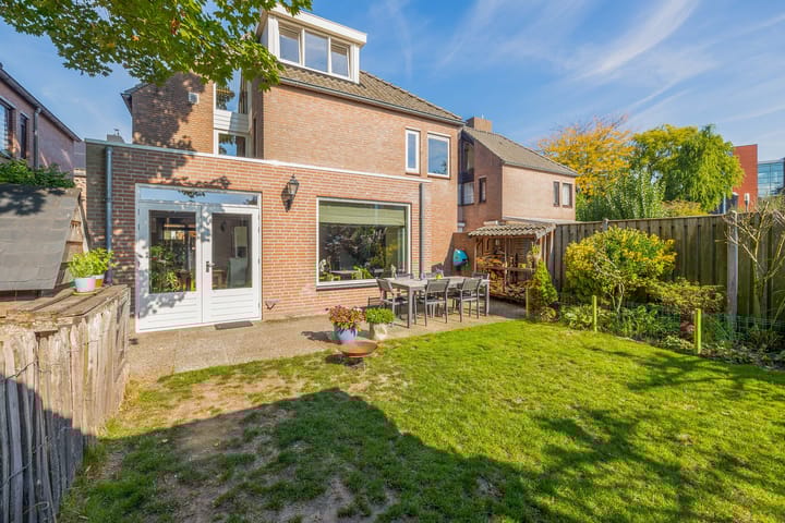 Photo 40 of Wethouder Hamacherplein 10