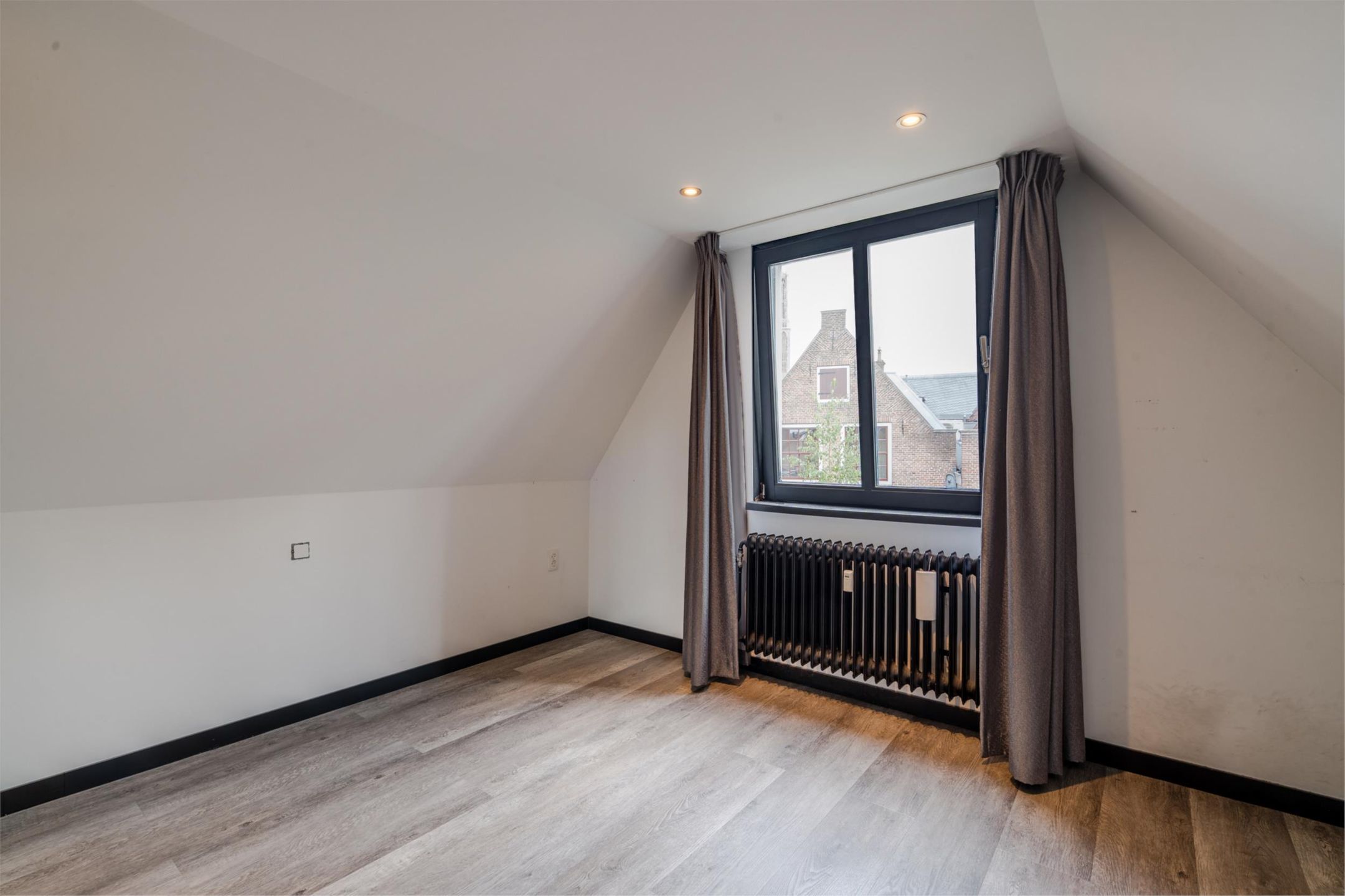 Foto 12 van Lange Jansstraat 39