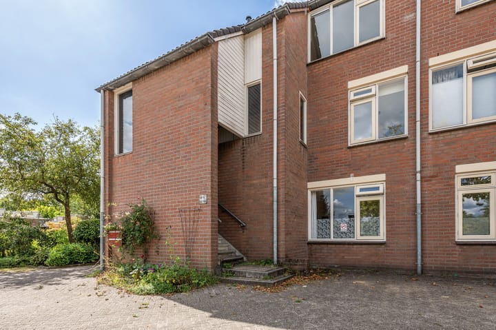 Photo 2 of Klarissenstraat 64