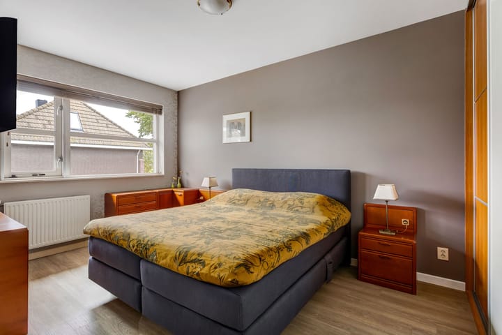 Foto 15 van Linnaeuslaan 9